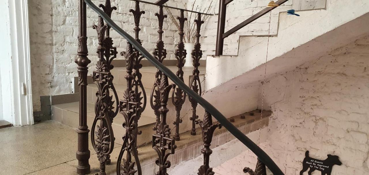 Romzsa Todor Kollegium Pansiyon Segedin Dış mekan fotoğraf